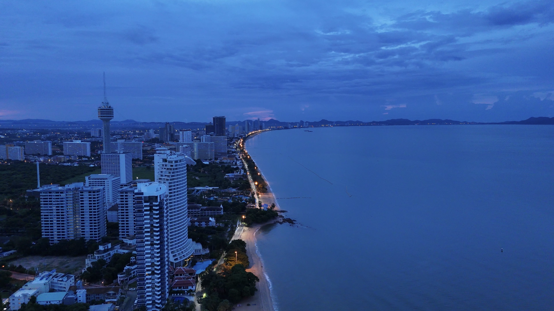 What You Need to Know When Buying a Condo in Jomtien and Other Key Areas